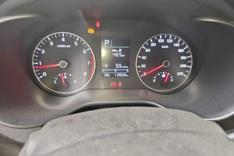 Used Kia K2 2017 Sedan 1.4L Automatic GLS Odometer Close Up