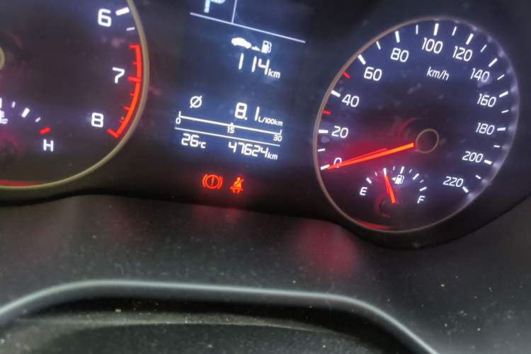 Used Kia K2 2017 Sedan 1.4L Automatic GLS Odometer Close Up