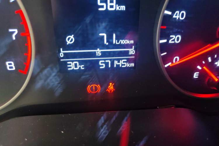 Used Kia K2 2017 Sedan 1.4L Automatic GLS Odometer Close Up