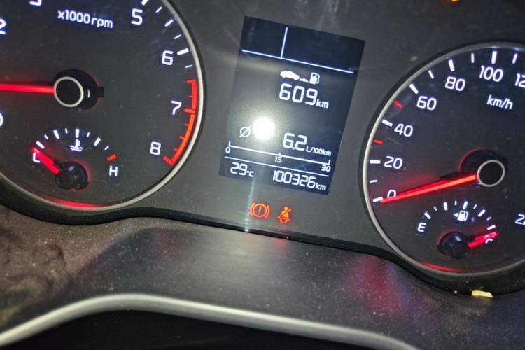 Used Kia K2 2017 Sedan 1.4L Manual Transmission GLS Odometer Close Up