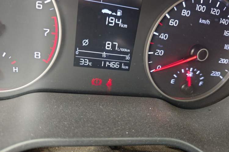 Used Kia K2 2017 Sedan 1.4L Automatic Transmission 15th Anniversary Special Edition GLS Odometer Close Up