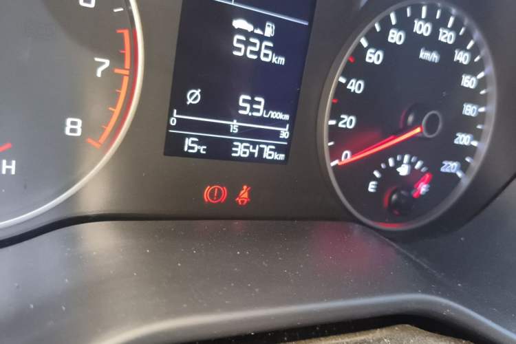 Used Kia K2 2017 Sedan 1.4L Manual Transmission 15th Anniversary Special Edition GLS Odometer Close Up