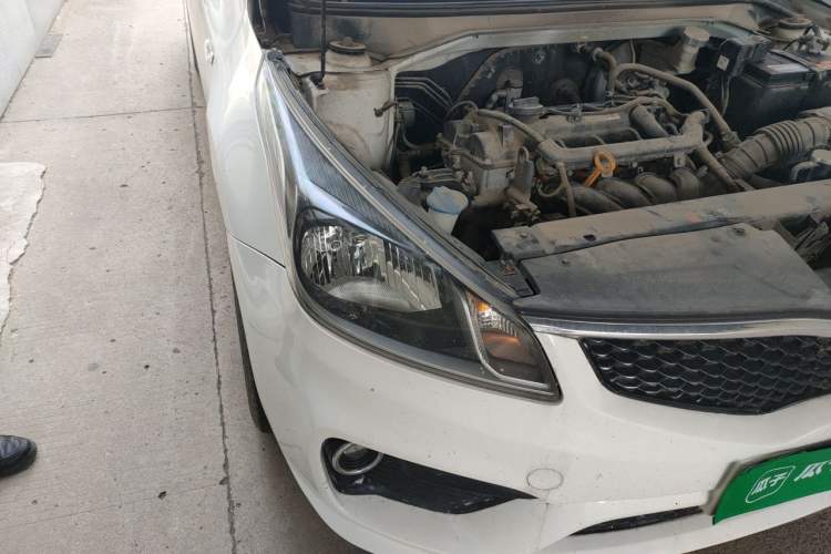 Used Kia K2 2017 Sedan 1.4L Manual Transmission GLS Right Front Headlight