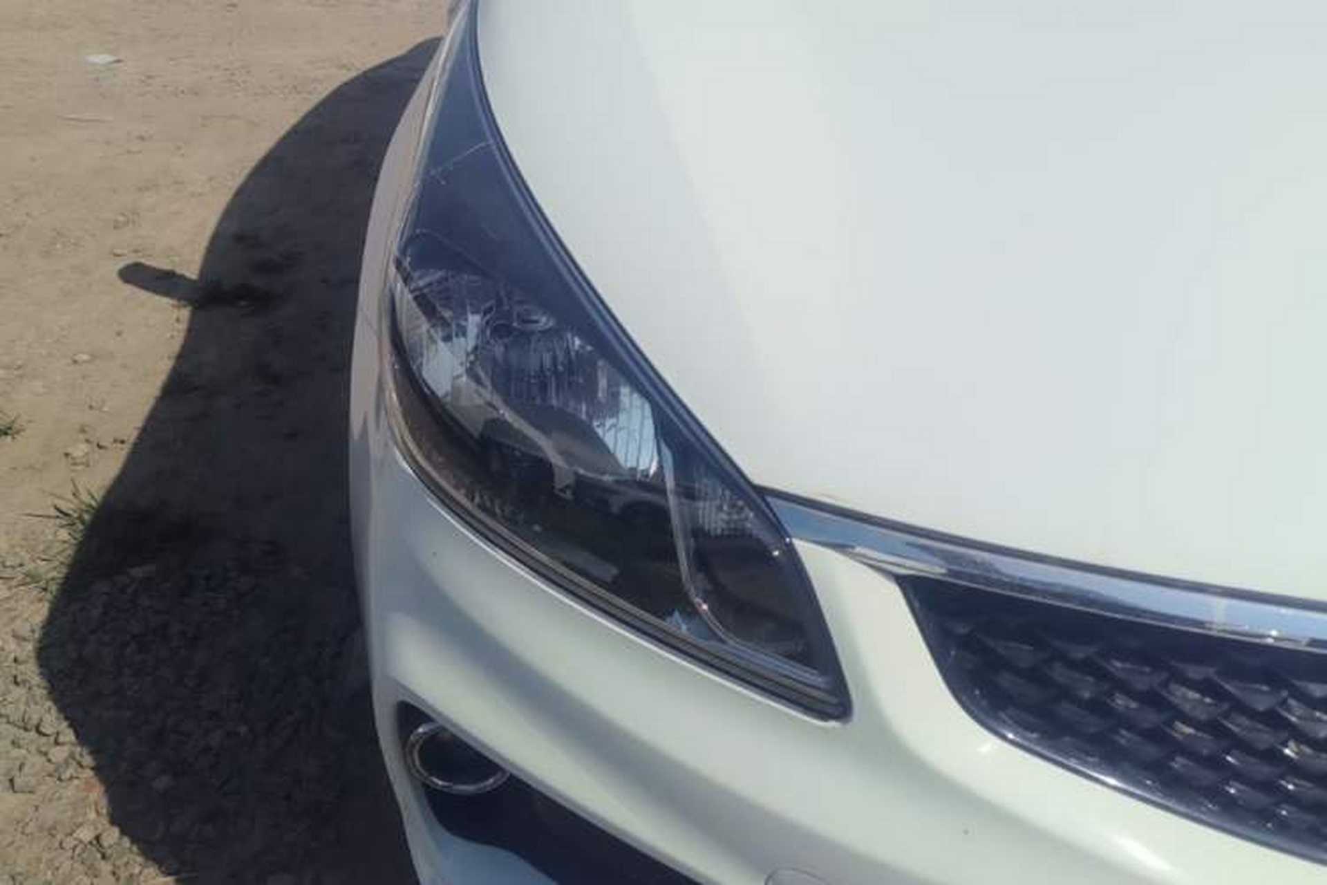 Used Kia K2 2017 Sedan 1.4L Manual Transmission GLS Right Front Headlight