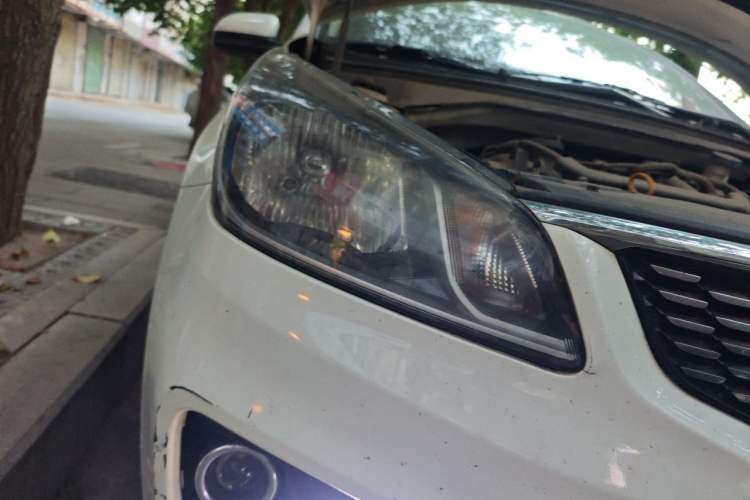Used Kia K2 2017 Sedan 1.4L Automatic GLS Right Front Headlight