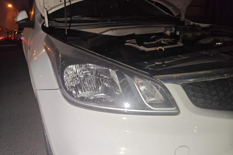 Used Kia K2 2017 Sedan 1.4L Manual Transmission GLS Right Front Headlight