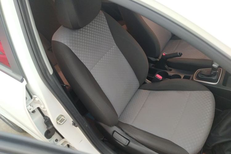 Used Kia K2 2017 Sedan 1.4L Automatic GLS Right Front Seat