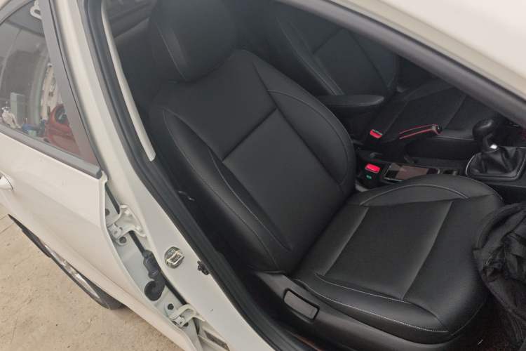 Used Kia K2 2017 Sedan 1.4L Manual Transmission 15th Anniversary Special Edition GLS Right Front Seat