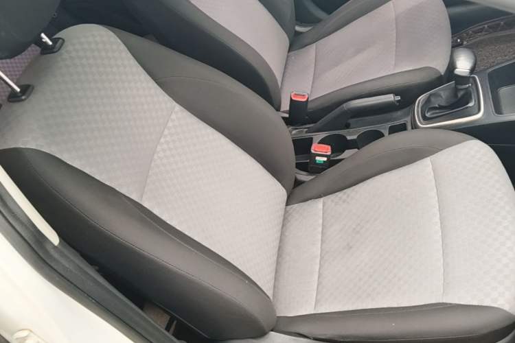 Used Kia K2 2017 Sedan 1.4L Automatic GLS Right Front Seat