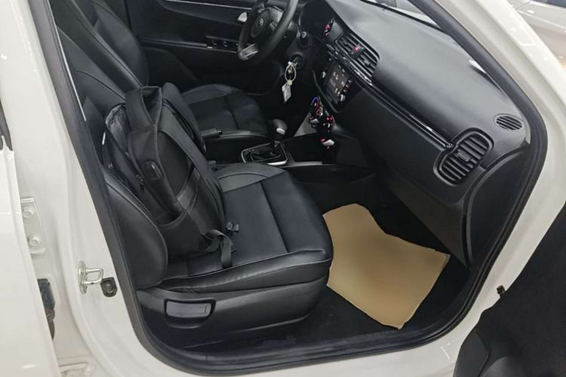Used Kia K2 2017 Sedan 1.4L Automatic Transmission 15th Anniversary Special Edition GLS Right Front Seat
