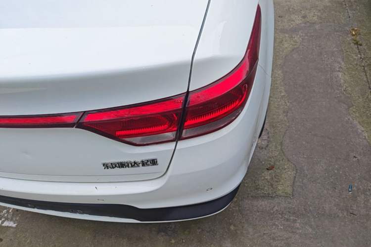 Used Kia K2 2017 Sedan 1.4L Manual Transmission 15th Anniversary Special Edition GLS Right Rear Taillight