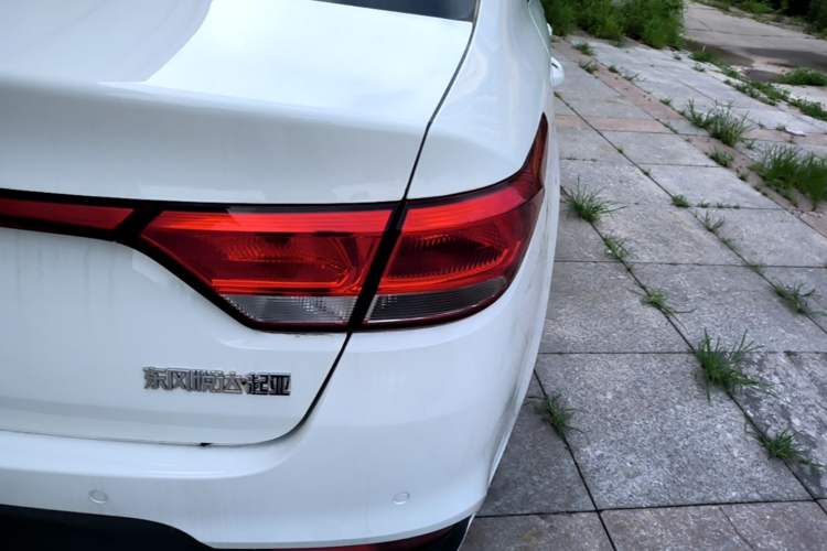 Used Kia K2 2017 Sedan 1.4L Automatic Transmission 15th Anniversary Special Edition GLS Right Rear Taillight