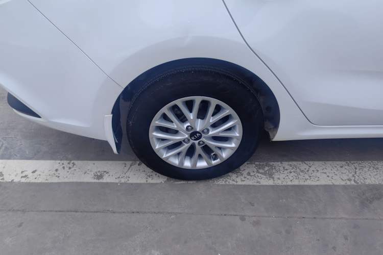 Used Kia K2 2017 Sedan 1.4L Manual Transmission 15th Anniversary Special Edition GLS Right Rear Wheel Hub