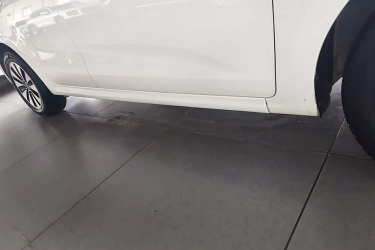 Used Kia K2 2017 Sedan 1.4L Automatic GLS Right Side Sill