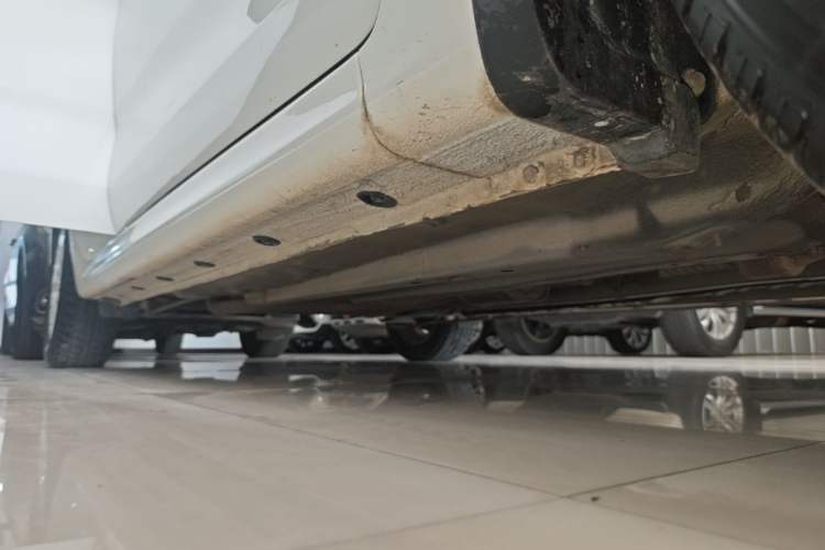 Used Kia K2 2017 Sedan 1.4L Automatic GLS Right Side Sill