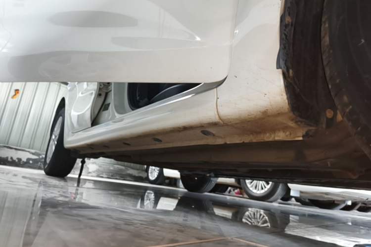 Used Kia K2 2017 Sedan 1.4L Automatic GLS Right Side Sill