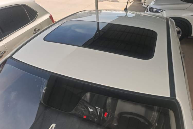 Used Kia K2 2017 Sedan 1.6L AT Premium Roof