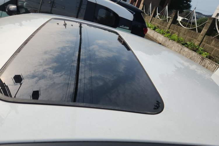 Used Kia K2 2017 Sedan 1.4L Automatic GLS Roof