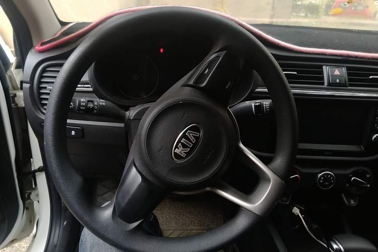 Used Kia K2 2017 Sedan 1.4L Automatic GLS Steering Wheel