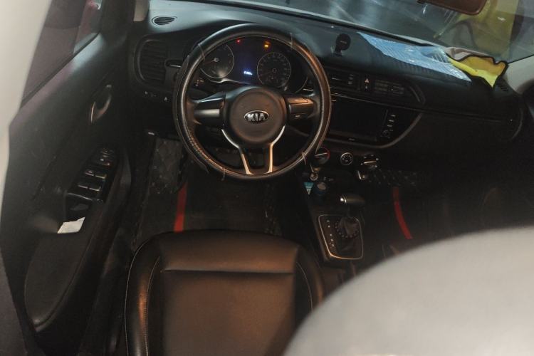 Used Kia K2 2017 Sedan 1.4L Automatic Transmission 15th Anniversary Special Edition GLS Steering Wheel