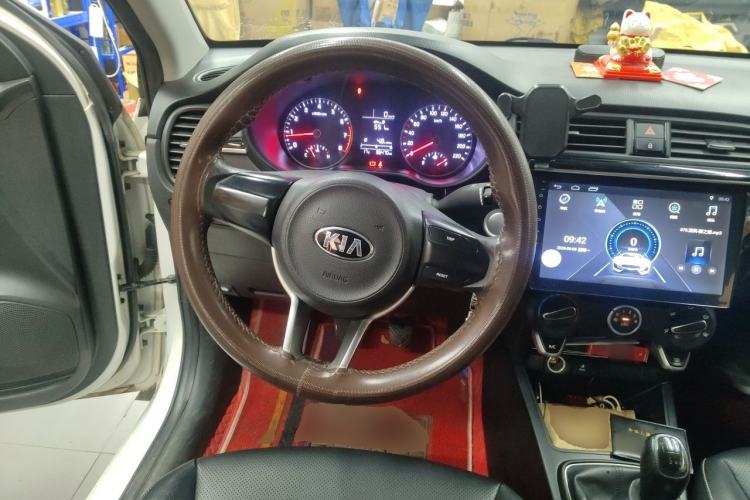 Used Kia K2 2017 Sedan 1.4L Manual Transmission 15th Anniversary Special Edition GLS Steering Wheel