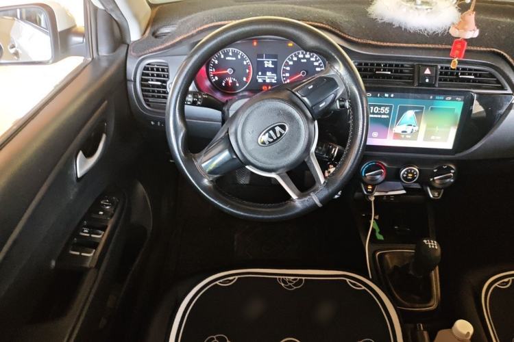 Used Kia K2 2017 Sedan 1.4L Manual Transmission GLS Steering Wheel