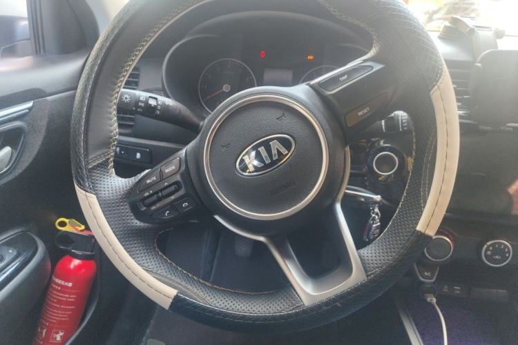 Used Kia K2 2017 Sedan 1.4L Manual Transmission 15th Anniversary Special Edition GLS Steering Wheel