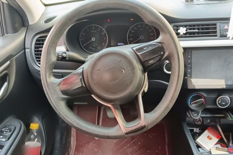 Used Kia K2 2017 Sedan 1.4L Manual Transmission GLS Steering Wheel