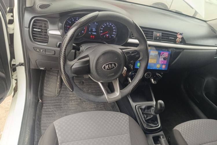 Used Kia K2 2017 Sedan 1.4L Manual Transmission GLS Steering Wheel