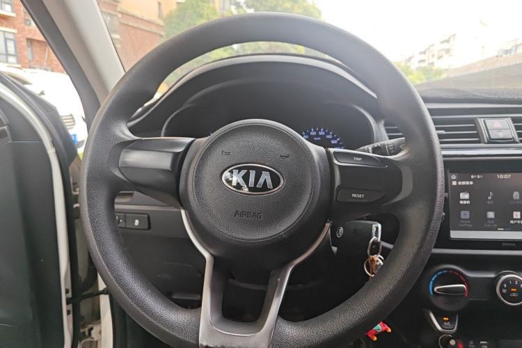 Used Kia K2 2017 Sedan 1.4L Automatic Transmission 15th Anniversary Special Edition GLS Steering Wheel