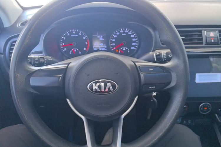 Used Kia K2 2017 Sedan 1.4L Manual Transmission 15th Anniversary Special Edition GLS Steering Wheel