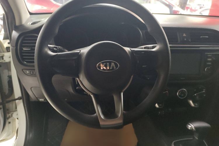 Used Kia K2 2017 Sedan 1.4L Automatic Transmission 15th Anniversary Special Edition GLS Steering Wheel
