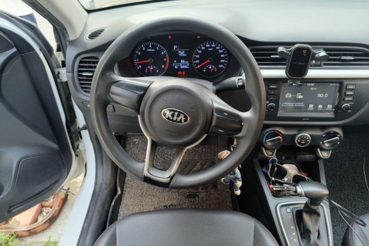 Used Kia K2 2017 Sedan 1.4L Automatic GLS Steering Wheel
