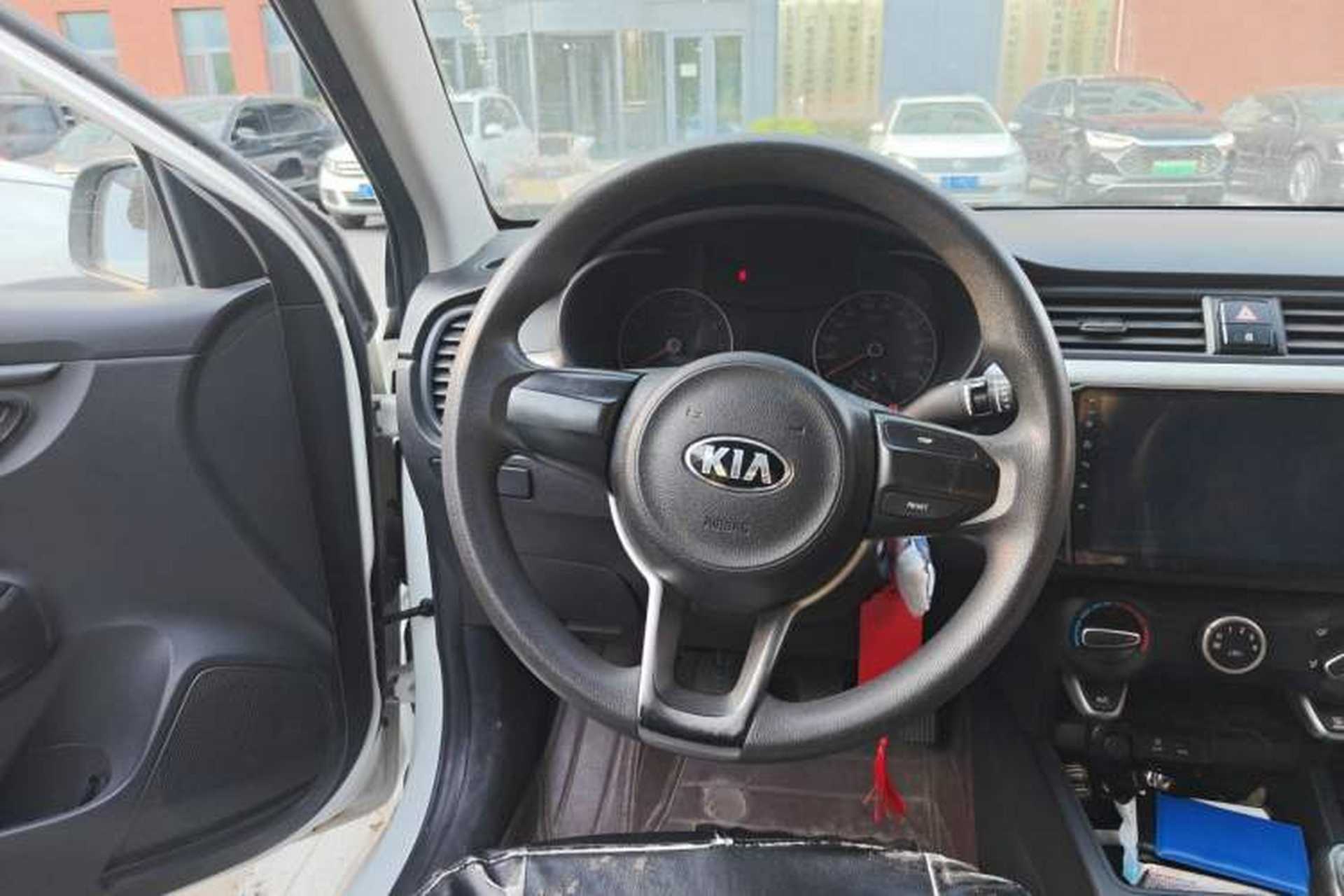 Used Kia K2 2017 Sedan 1.4L Manual Transmission GLS Steering Wheel