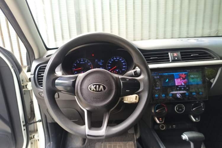 Used Kia K2 2017 Sedan 1.4L Automatic GLS Steering Wheel