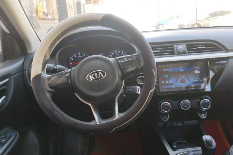 Used Kia K2 2017 Sedan 1.4L Manual Transmission GLS Steering Wheel