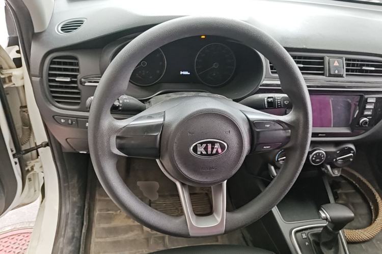 Used Kia K2 2017 Sedan 1.4L Automatic Transmission 15th Anniversary Special Edition GLS Steering Wheel