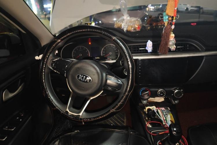Used Kia K2 2017 Sedan 1.4L Manual Transmission GLS Steering Wheel
