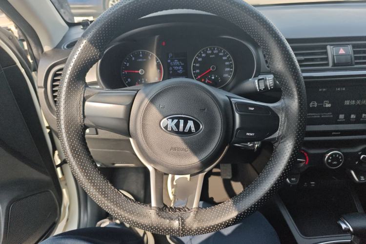 Used Kia K2 2017 Sedan 1.4L Automatic Transmission 15th Anniversary Special Edition GLS Steering Wheel