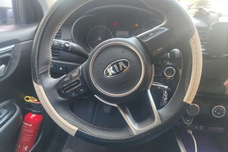 Used Kia K2 2017 Sedan 1.4L Manual Transmission 15th Anniversary Special Edition GLS Steering Wheel