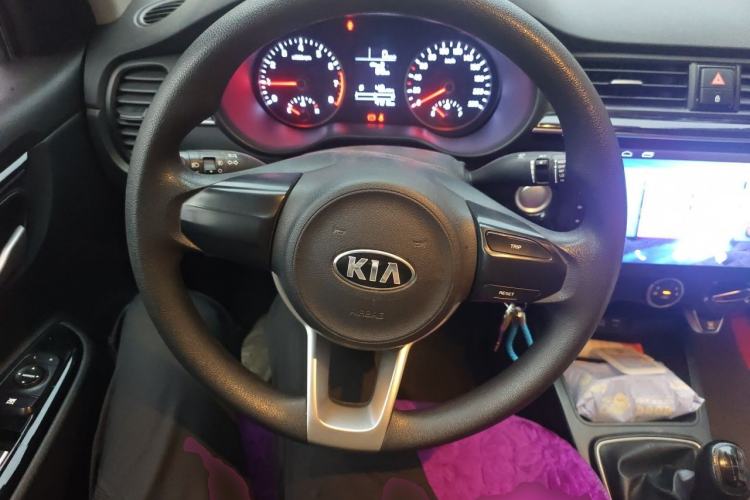 Used Kia K2 2017 Sedan 1.4L Manual Transmission 15th Anniversary Special Edition GLS Steering Wheel