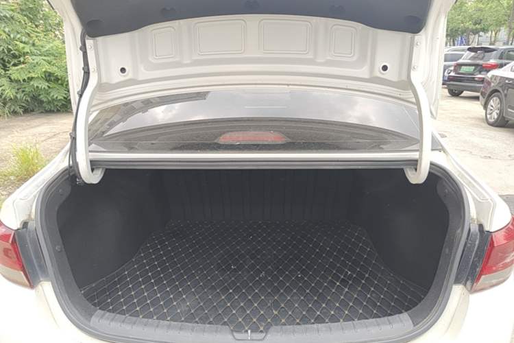 Used Kia K2 2017 Sedan 1.4L Automatic GLS Trunk