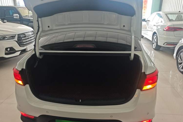 Used Kia K2 2017 Sedan 1.4L Automatic GLS Trunk