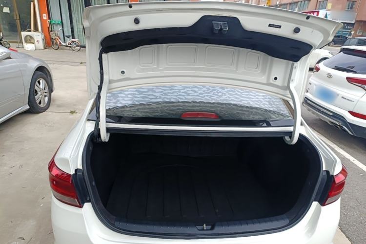 Used Kia K2 2017 Sedan 1.4L Manual Transmission 15th Anniversary Special Edition GLS Trunk