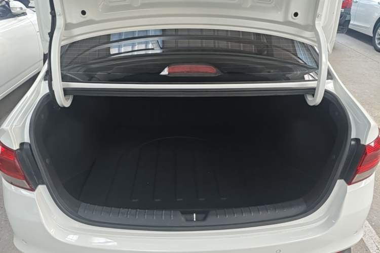Used Kia K2 2017 Sedan 1.4L Automatic Transmission 15th Anniversary Special Edition GLS Trunk