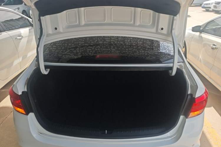 Used Kia K2 2017 Sedan 1.6L AT Premium Trunk