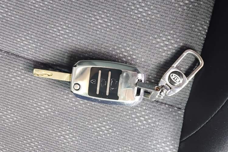 Used Kia K2 2017 Sedan 1.4L Automatic GLS Vehicle Key