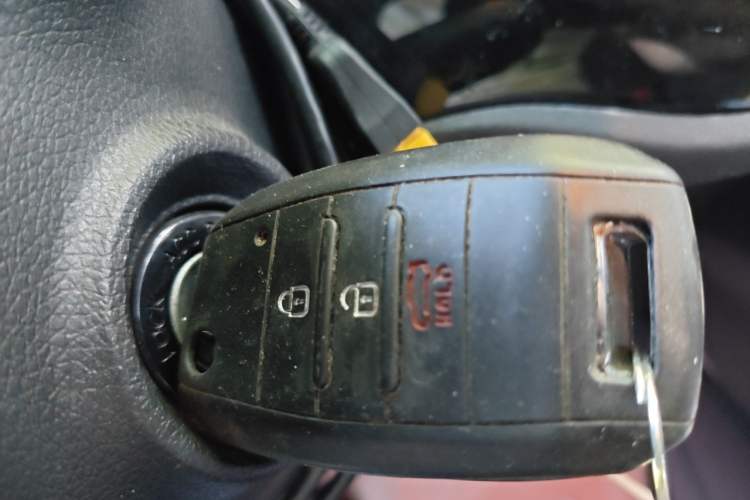 Used Kia K2 2017 Sedan 1.4L Automatic Transmission 15th Anniversary Special Edition GLS Vehicle Key