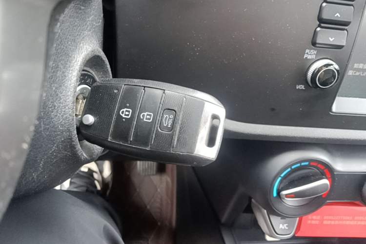 Used Kia K2 2017 Sedan 1.4L Automatic GLS Vehicle Key