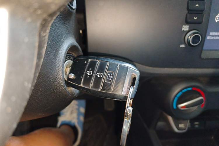Used Kia K2 2017 Sedan 1.4L Automatic GLS Vehicle Key